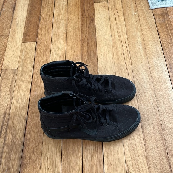 Men’s Sk8-Hi Vans - Picture 2 of 2